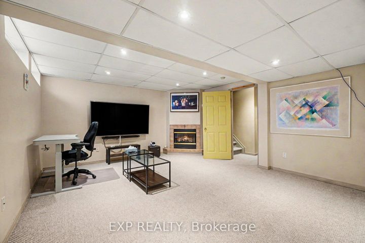 Photo 25 at 11 Longshire Circle, Nepean (Longfields), Ottawa
