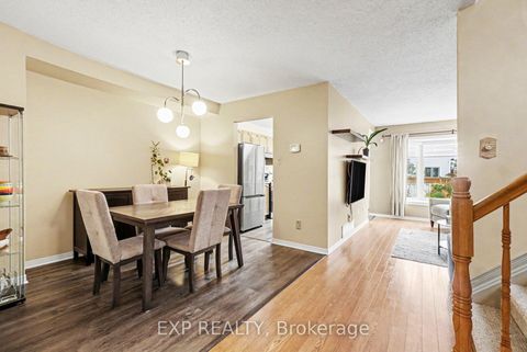 Photo 2 at 11 Longshire Circle, Nepean (Longfields), Ottawa