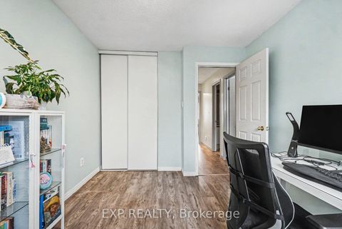Photo 23 at 11 Longshire Circle, Nepean (Longfields), Ottawa