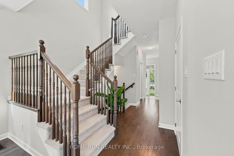Photo 7 at 568 Lilith Street, Nepean (Heritage Park), Ottawa
