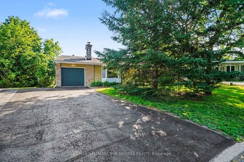 Photo 0 at 11 Springdale Crescent, Nepean (Sheahan Estates/Trend Village), Ottawa