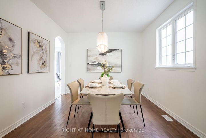 Photo 7 at 106 Sunita Crescent, Nepean (Stonebridge), Ottawa