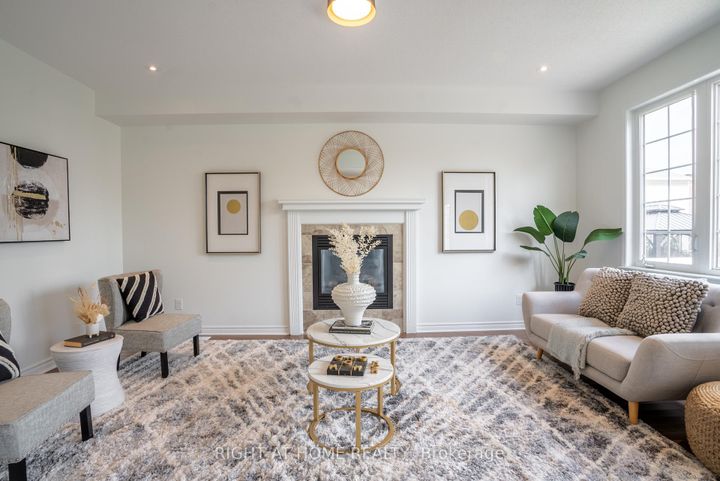 Photo 17 at 106 Sunita Crescent, Nepean (Stonebridge), Ottawa