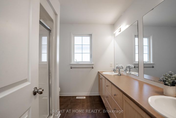 Photo 37 at 106 Sunita Crescent, Nepean (Stonebridge), Ottawa
