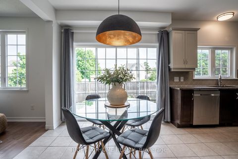 Photo 13 at 106 Sunita Crescent, Nepean (Stonebridge), Ottawa