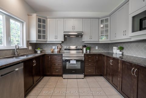 Photo 14 at 106 Sunita Crescent, Nepean (Stonebridge), Ottawa