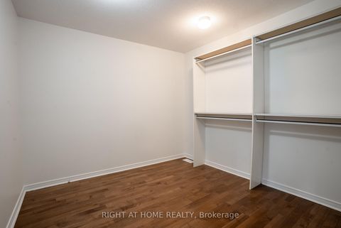 Photo 28 at 106 Sunita Crescent, Nepean (Stonebridge), Ottawa