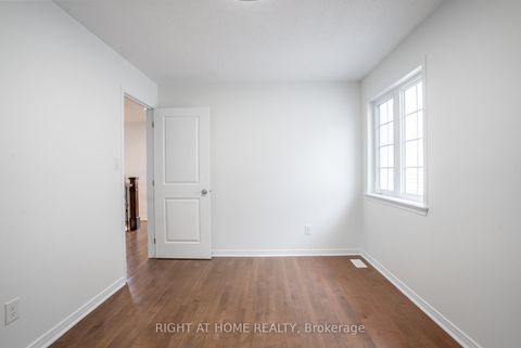 Photo 33 at 106 Sunita Crescent, Nepean (Stonebridge), Ottawa