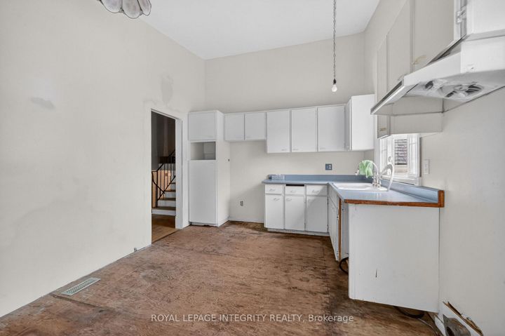 Photo 24 at 46 St Remy Drive, Nepean (Pheasant Run), Ottawa