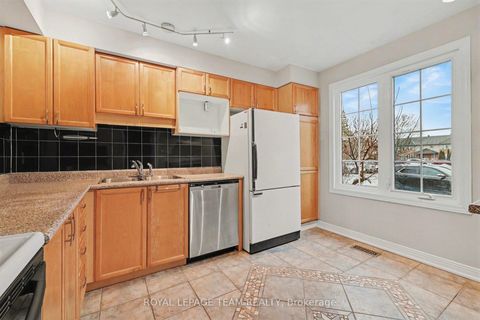 Photo 9 at 187 MONTEREY Drive, Nepean (Leslie Park), Ottawa