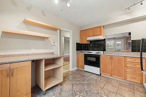 Photo 12 at 187 MONTEREY Drive, Nepean (Leslie Park), Ottawa