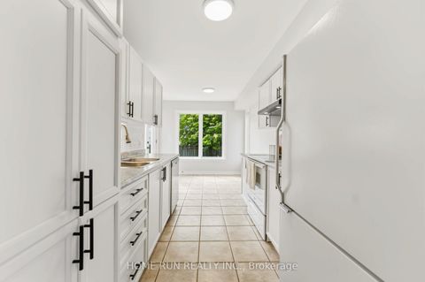 Photo 5 at 20 Redding Way, Nepean (Centrepointe), Ottawa
