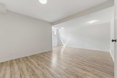 Photo 18 at 20 Redding Way, Nepean (Centrepointe), Ottawa