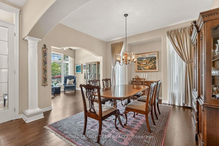 Photo 5 at 102 Golflinks Drive, Nepean (Stonebridge), Ottawa
