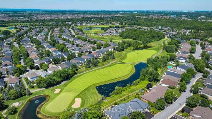 Photo 38 at 102 Golflinks Drive, Nepean (Stonebridge), Ottawa
