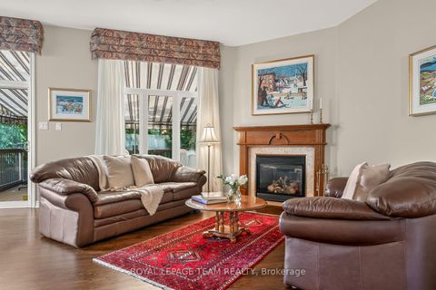 Photo 2 at 102 Golflinks Drive, Nepean (Stonebridge), Ottawa