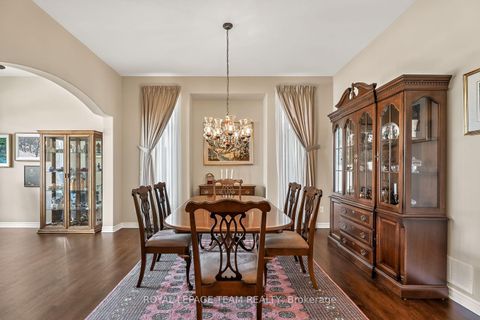 Photo 4 at 102 Golflinks Drive, Nepean (Stonebridge), Ottawa