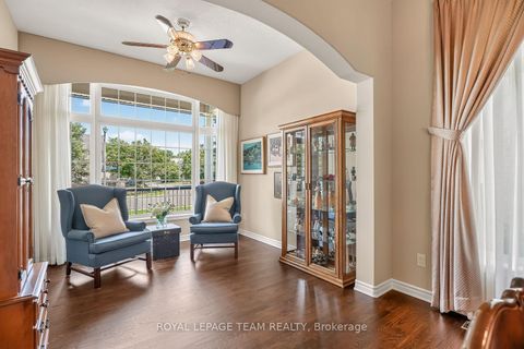 Photo 12 at 102 Golflinks Drive, Nepean (Stonebridge), Ottawa