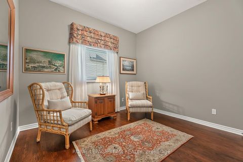 Photo 19 at 102 Golflinks Drive, Nepean (Stonebridge), Ottawa
