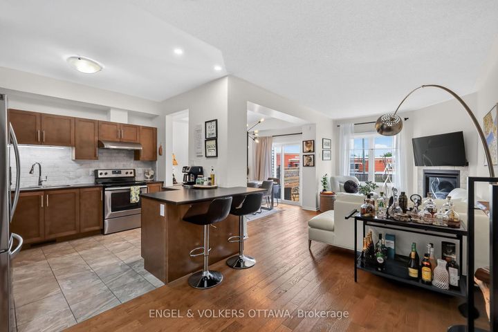 Photo 6 at 601 Via Campanale Avenue, Nepean (Longfields), Ottawa