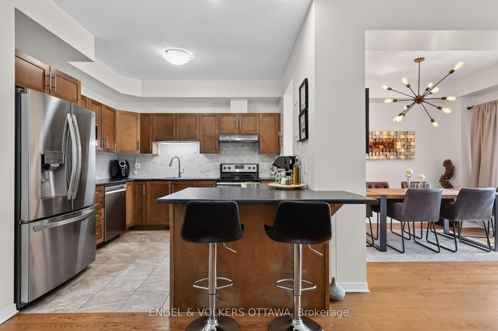 Photo 8 at 601 Via Campanale Avenue, Nepean (Longfields), Ottawa