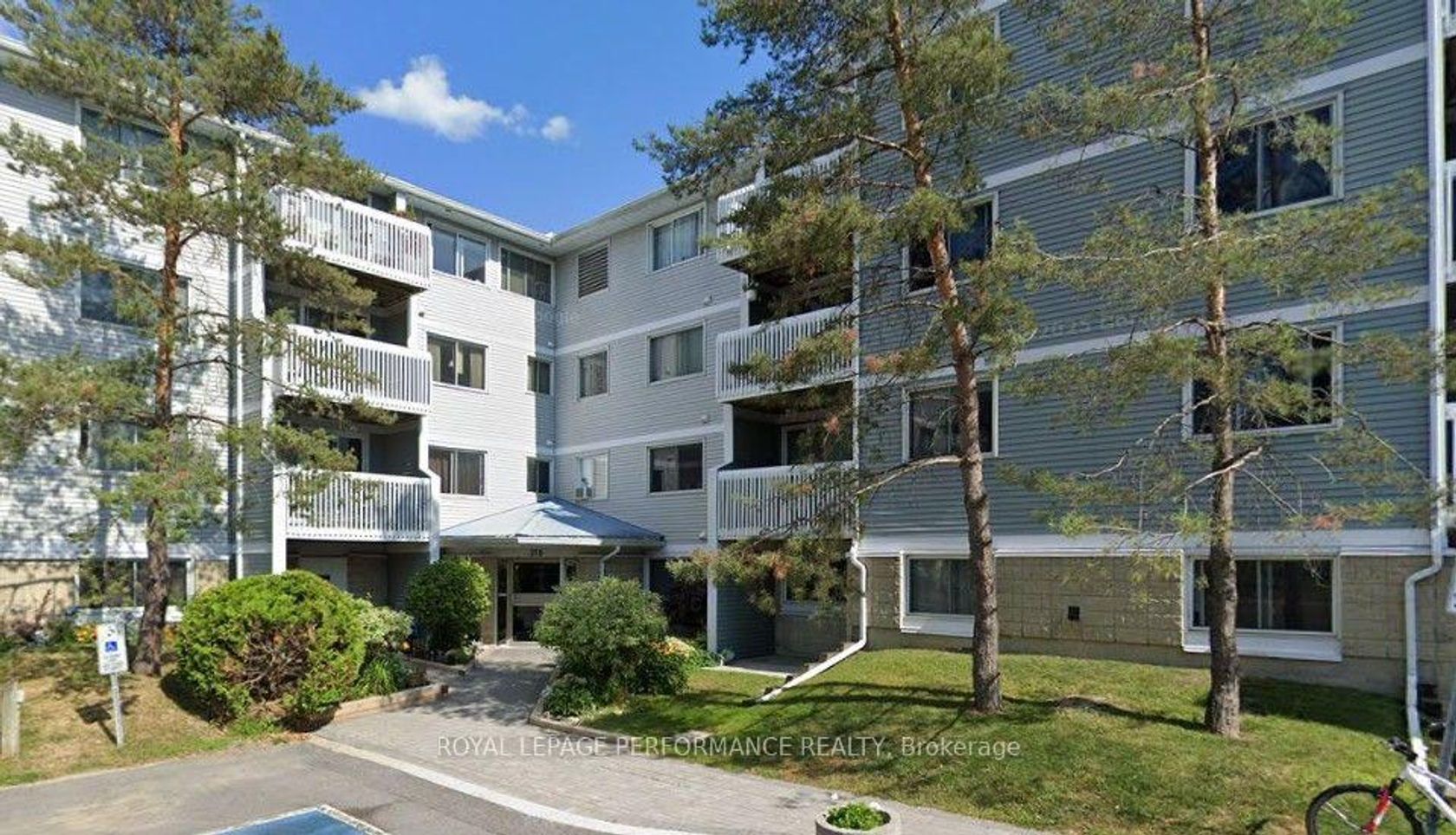 115 - 218 Viewmount Drive, Nepean (Borden Farm/Stewart Farm/Carleton Heights/Parkwood Hills), Ottawa 