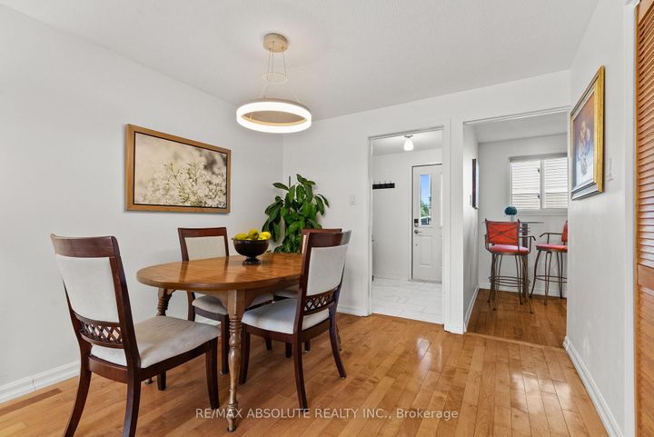 Photo 3 at #D - 413 Woodfield Drive, Nepean (Tanglewood), Ottawa