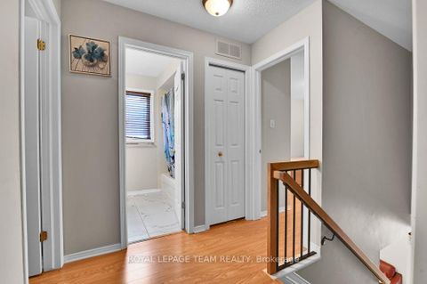 Photo 13 at 7 Karendale Street, Nepean (Barrhaven East), Ottawa