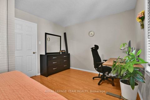 Photo 18 at 7 Karendale Street, Nepean (Barrhaven East), Ottawa
