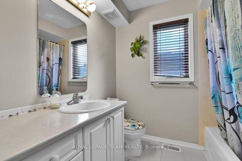 Photo 19 at 7 Karendale Street, Nepean (Barrhaven East), Ottawa