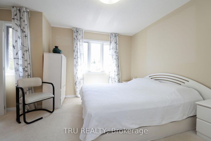 Photo 21 at 186 Daventry Crescent, Nepean (Longfields), Ottawa
