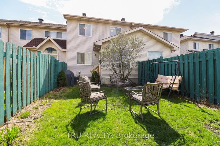 Photo 47 at 186 Daventry Crescent, Nepean (Longfields), Ottawa