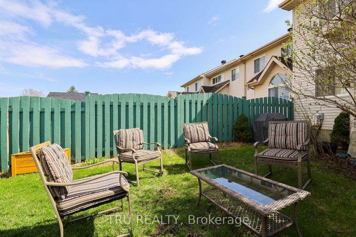 Photo 49 at 186 Daventry Crescent, Nepean (Longfields), Ottawa