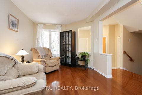 Photo 8 at 186 Daventry Crescent, Nepean (Longfields), Ottawa
