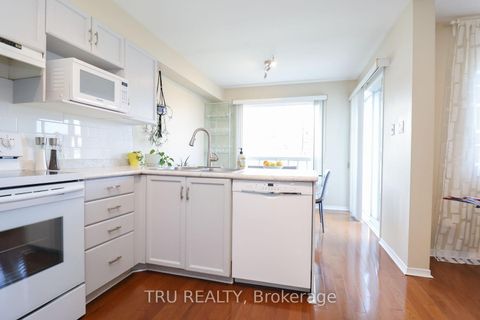 Photo 14 at 186 Daventry Crescent, Nepean (Longfields), Ottawa
