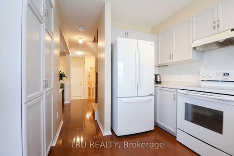 Photo 15 at 186 Daventry Crescent, Nepean (Longfields), Ottawa