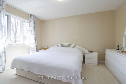 Photo 22 at 186 Daventry Crescent, Nepean (Longfields), Ottawa