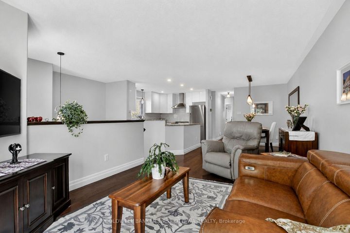 Photo 10 at 58 Boulder Way, Nepean (Longfields), Ottawa