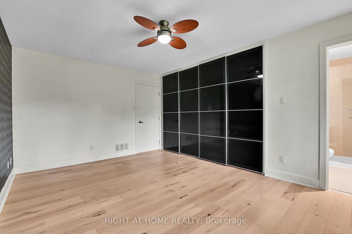 Photo 18 at 9 Leetom Crescent, Nepean (Pheasant Run), Ottawa