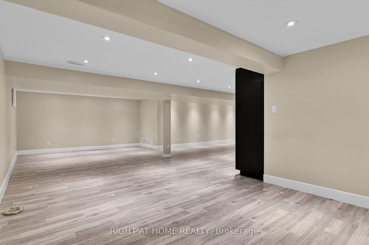 Photo 24 at 9 Leetom Crescent, Nepean (Pheasant Run), Ottawa