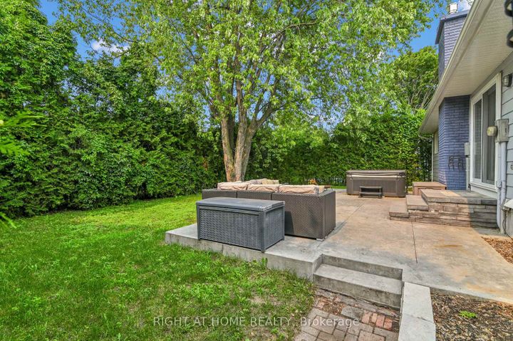 Photo 30 at 9 Leetom Crescent, Nepean (Pheasant Run), Ottawa