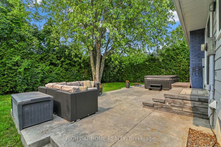 Photo 32 at 9 Leetom Crescent, Nepean (Pheasant Run), Ottawa