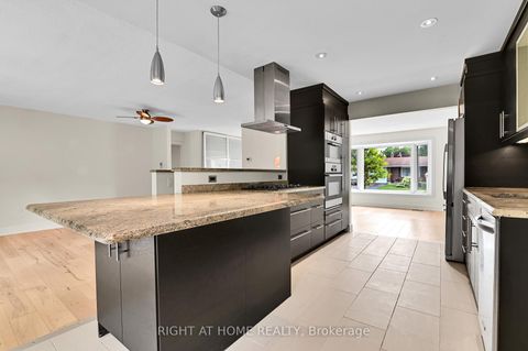 Photo 11 at 9 Leetom Crescent, Nepean (Pheasant Run), Ottawa
