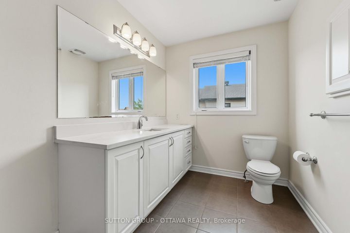 Photo 19 at 120 Dunforest Terrace, Nepean (Strandherd), Ottawa
