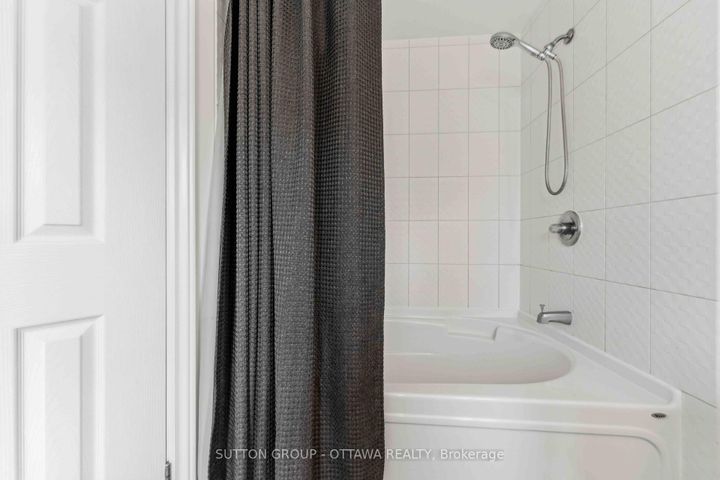 Photo 21 at 120 Dunforest Terrace, Nepean (Strandherd), Ottawa
