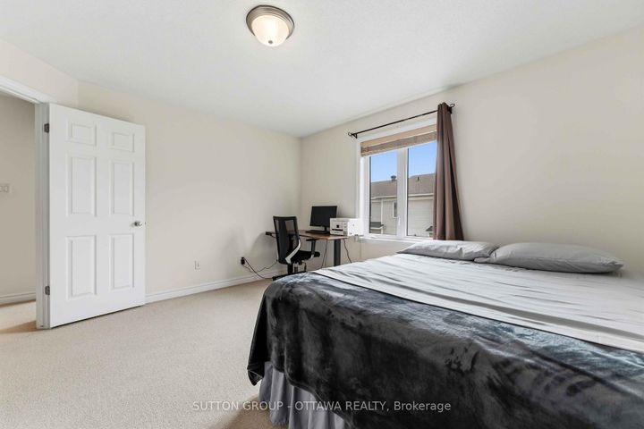 Photo 30 at 120 Dunforest Terrace, Nepean (Strandherd), Ottawa