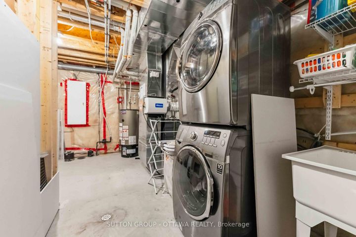 Photo 34 at 120 Dunforest Terrace, Nepean (Strandherd), Ottawa