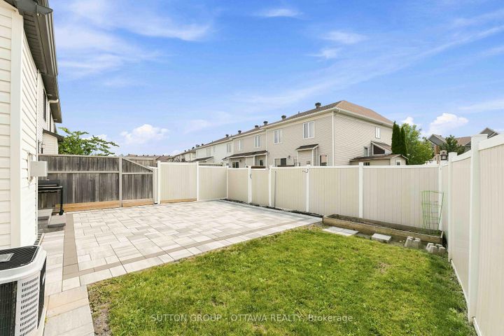Photo 40 at 120 Dunforest Terrace, Nepean (Strandherd), Ottawa
