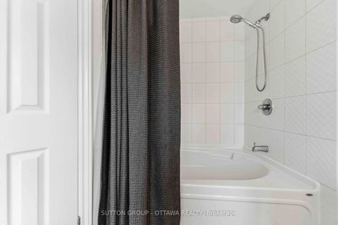 Photo 21 at 120 Dunforest Terrace, Nepean (Strandherd), Ottawa