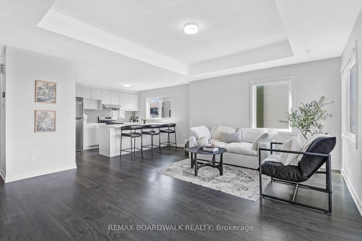 Photo 7 at 210 VERULAM Street, Nepean (Heritage Park), Ottawa